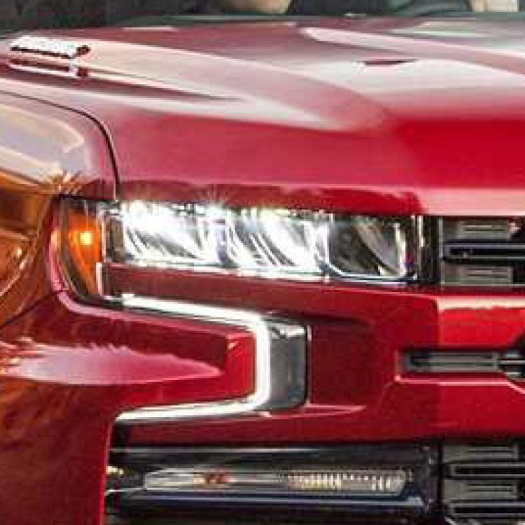 Headlamp mounted on Chevrolet Silverado (credit: Chevrolet)