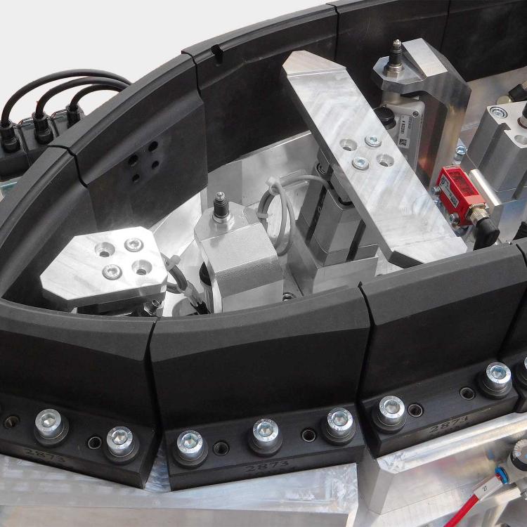 Laser welding tool, lower fixture detail
