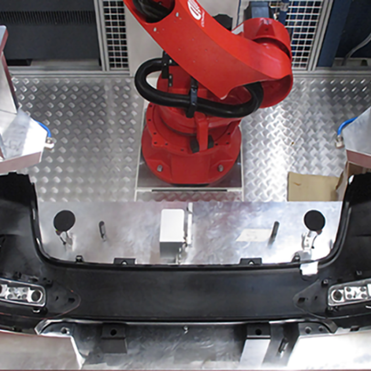Gluing machine - fixture